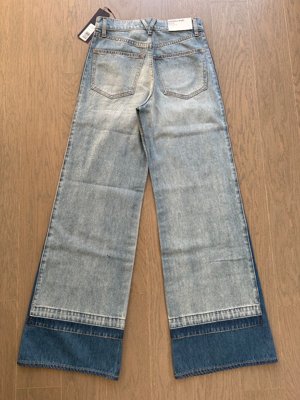 Veronica Beard TAYLOR Color Block Wide Leg Jean Cloudy Wash With Tags - Size 26 - Picture 3 of 9